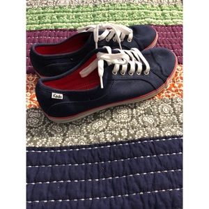| Keds |